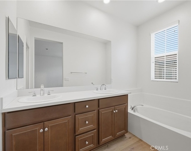 40319 Calle Real - Photo Thumbnail 19