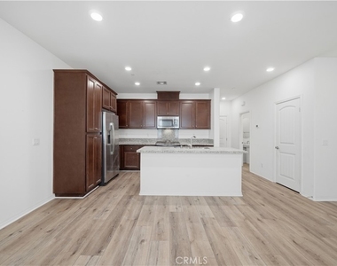 40319 Calle Real - Photo Thumbnail 7