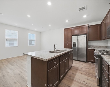 40319 Calle Real - Photo Thumbnail 10