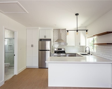 8961 Etiwanda Ave - Photo Thumbnail 4