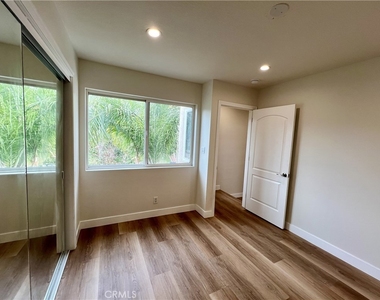 1100 S Highland - Photo Thumbnail 21