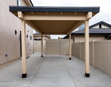 10051 Amestoy Avenue - Photo Thumbnail 15