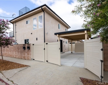10051 Amestoy Avenue - Photo Thumbnail 19