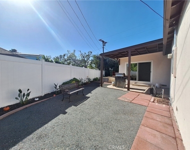 5315 Etheldo Ave - Photo Thumbnail 15
