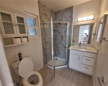 5315 Etheldo Ave - Photo Thumbnail 9
