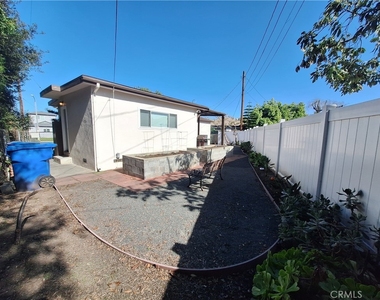 5315 Etheldo Ave - Photo Thumbnail 17