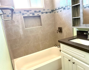 8709 Lyndora Street - Photo Thumbnail 4