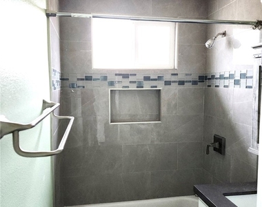 8709 Lyndora Street - Photo Thumbnail 2