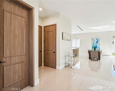 10349 Mapledale Street - Photo Thumbnail 3