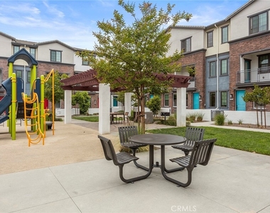 6998 Crimson Drive - Photo Thumbnail 35