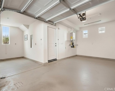 6998 Crimson Drive - Photo Thumbnail 24