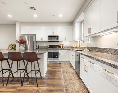 6998 Crimson Drive - Photo Thumbnail 9