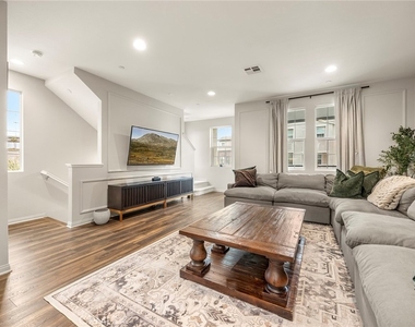 6998 Crimson Drive - Photo Thumbnail 1