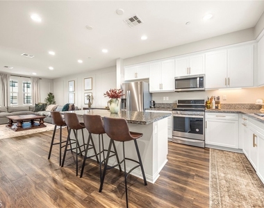 6998 Crimson Drive - Photo Thumbnail 8