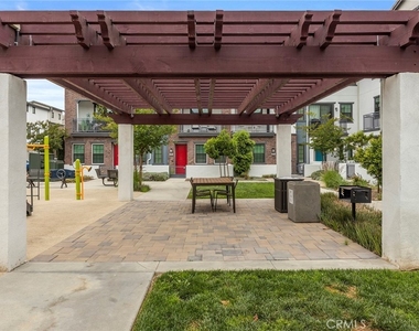 6998 Crimson Drive - Photo Thumbnail 36
