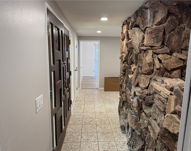 415 S Tahquitz - Photo Thumbnail 16