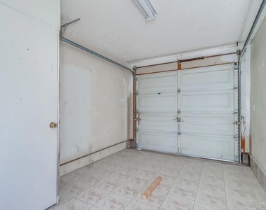 756 Madison Avenue - Photo Thumbnail 34