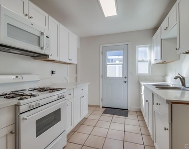 756 Madison Avenue - Photo Thumbnail 10