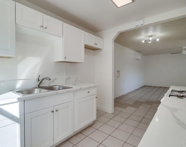 756 Madison Avenue - Photo Thumbnail 13