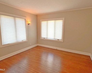232 May Avenue - Photo Thumbnail 11
