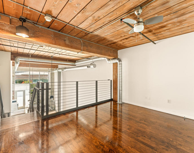 530 S Hewitt Street - Photo Thumbnail 10