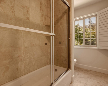 664 S Mansfield Avenue - Photo Thumbnail 17