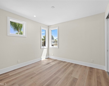 22661 Sweetmeadow - Photo Thumbnail 38