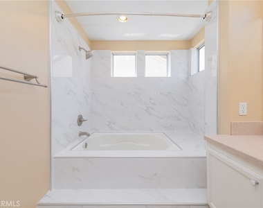 1511 Kinsler Court - Photo Thumbnail 26