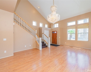 1511 Kinsler Court - Photo Thumbnail 4