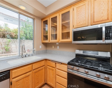 1511 Kinsler Court - Photo Thumbnail 12