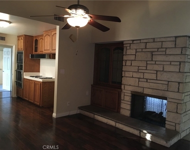 2539 E Seville Avenue - Photo Thumbnail 4