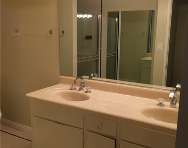 2539 E Seville Avenue - Photo Thumbnail 8