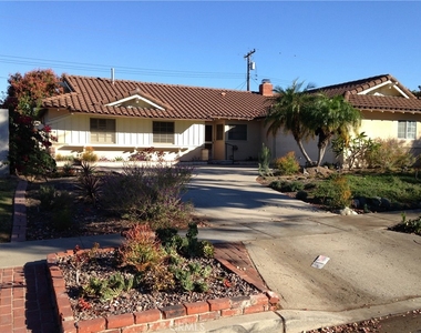 2539 E Seville Avenue - Photo Thumbnail 1