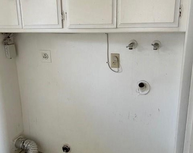 41611 Marine Drive - Photo Thumbnail 10