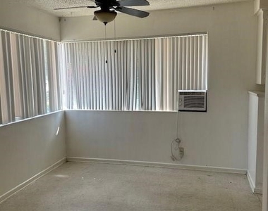 41611 Marine Drive - Photo Thumbnail 12