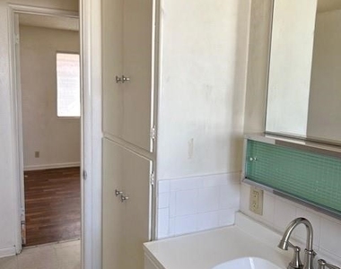 41611 Marine Drive - Photo Thumbnail 9