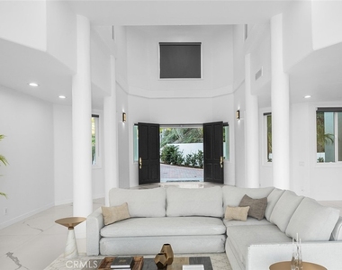 24929 Palmilla Drive - Photo Thumbnail 6