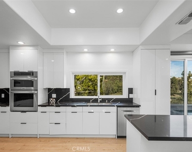 24929 Palmilla Drive - Photo Thumbnail 15