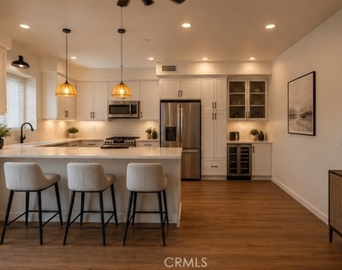 6237 Surfcove - Photo Thumbnail 18