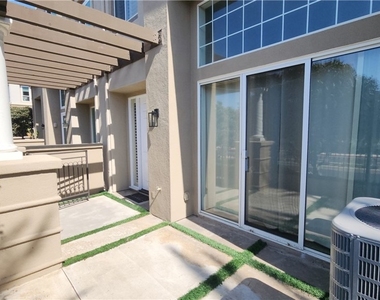 6237 Surfcove - Photo Thumbnail 15