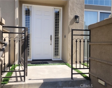 6237 Surfcove - Photo Thumbnail 14