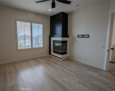6237 Surfcove - Photo Thumbnail 5