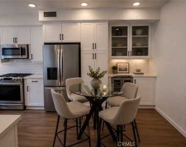 6237 Surfcove - Photo Thumbnail 20