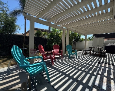9782 Broadway - Photo Thumbnail 26