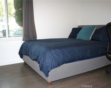 23768 North Shore Lane - Photo Thumbnail 14