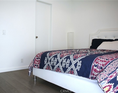 23768 North Shore Lane - Photo Thumbnail 17