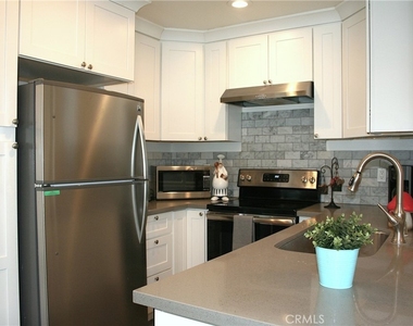 23768 North Shore Lane - Photo Thumbnail 9
