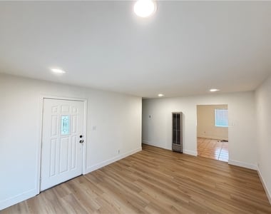 12660 Yorba - Photo Thumbnail 2
