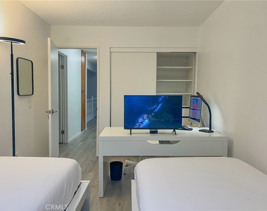 14 Encinitas Court - Photo Thumbnail 19