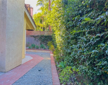 14 Encinitas Court - Photo Thumbnail 25